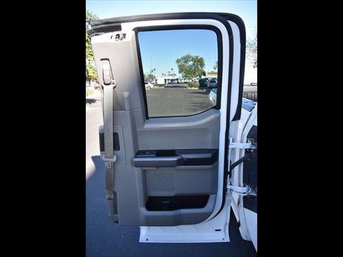 Used 2018 Ford F150 XLT w/ Max Trailer Tow Package image 34