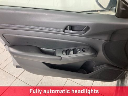 Used 2024 Nissan Altima 2.5 S image 13