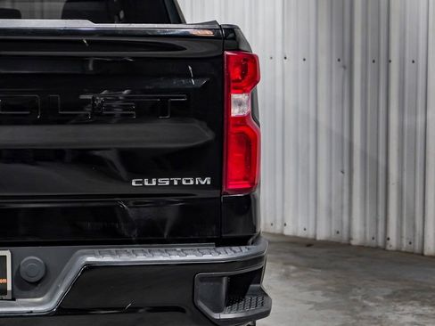 Used 2021 Chevrolet Silverado 1500 Custom image 48