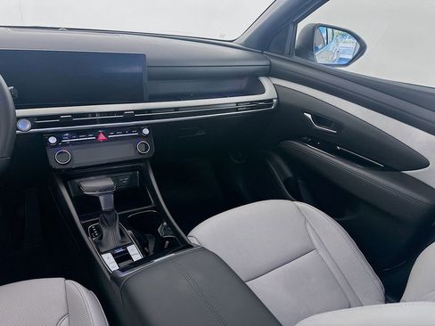 Certified 2025 Hyundai Santa Cruz Limited image 24