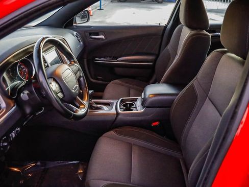 Used 2022 Dodge Charger SXT image 18