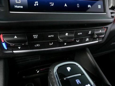 Certified 2022 Maserati Levante GT image 14