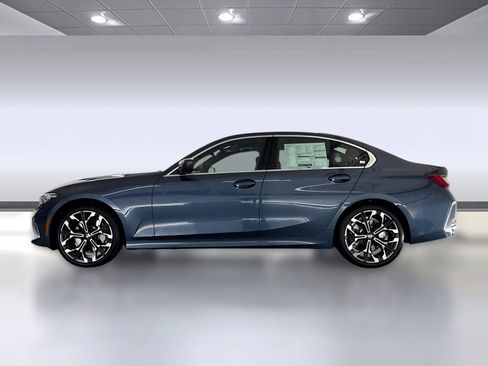 New 2026 BMW 330i Sedan w/ Convenience Package image 2
