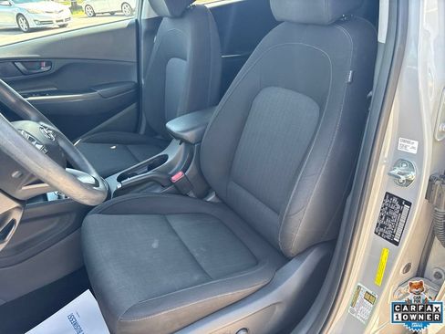 Used 2023 Hyundai Kona SEL FWD image 60