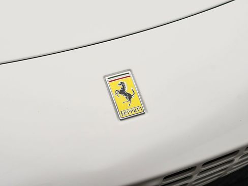 Certified 2024 Ferrari Roma image 28