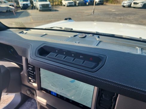 New 2026 Ford Bronco Outer Banks w/ Sasquatch Package image 31