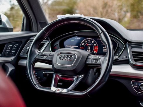 Used 2019 Audi SQ5 Premium Plus w/ Premium Plus Package image 8