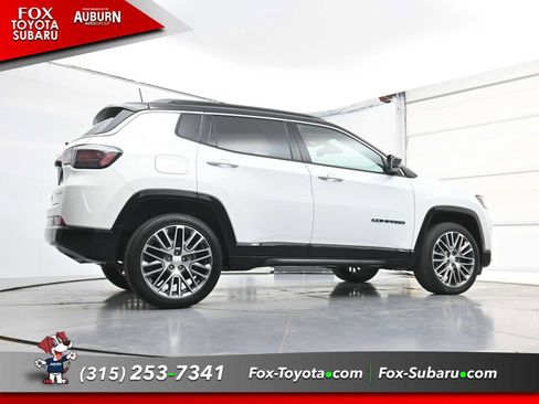 Used 2023 Jeep Compass Limited w/ Elite Group AWD/4WD image 22