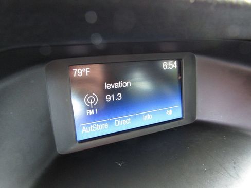 Used 2017 Ford Focus SE FWD image 13