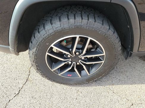 Used 2020 Jeep Grand Cherokee Trailhawk AWD/4WD image 7