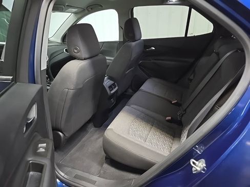 Used 2023 Chevrolet Equinox LT image 30