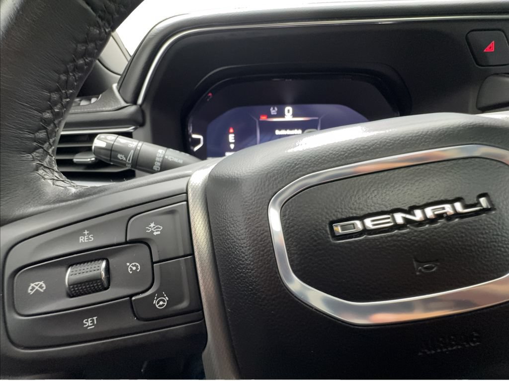 Used 2024 GMC Yukon Denali w/ Advanced Technology Package AWD/4WD image 48