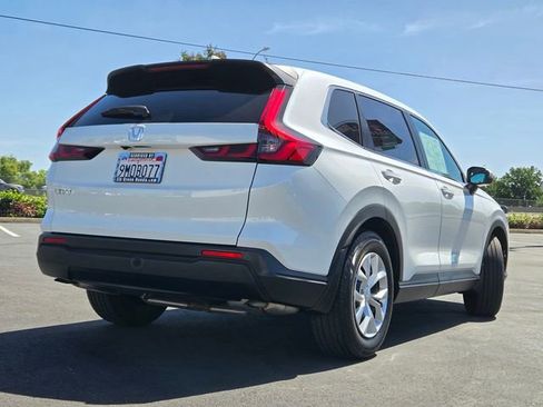 Used 2024 Honda CR-V LX image 4