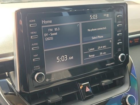 Used 2021 Toyota Corolla LE FWD image 24