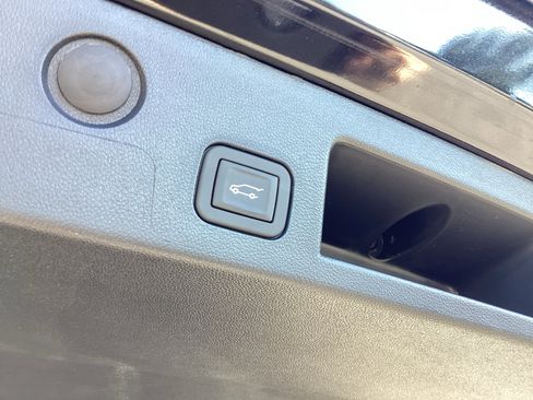 New 2026 Chevrolet Equinox LT w/ Convenience Package II image 36