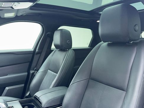 Used 2025 Land Rover Range Rover Velar Dynamic SE image 39