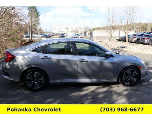 Used 2018 Honda Civic EX-T image 8