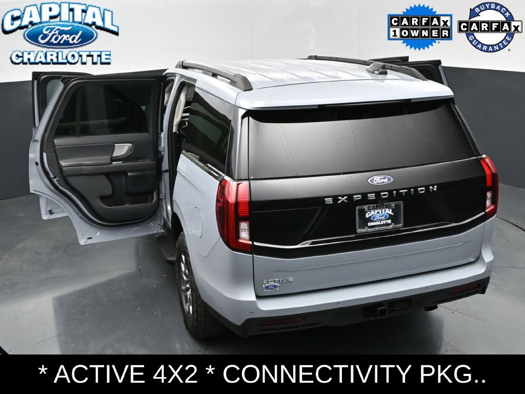 Used 2025 Ford Expedition Active AWD/4WD image 34