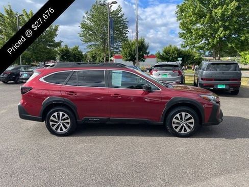 Used 2023 Subaru Outback Premium AWD/4WD image 4