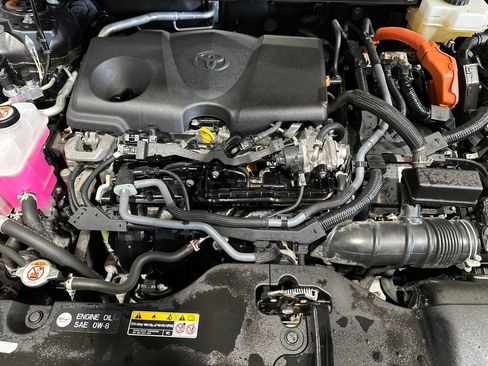 Certified 2023 Toyota Crown AWD/4WD image 24