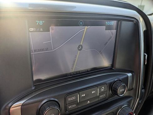 Used 2019 Chevrolet Silverado 2500 LTZ w/ Duramax Plus Package AWD/4WD image 26