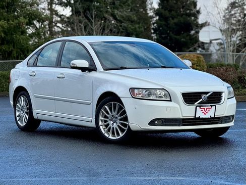 Used 2010 Volvo S40 2.4i image 6