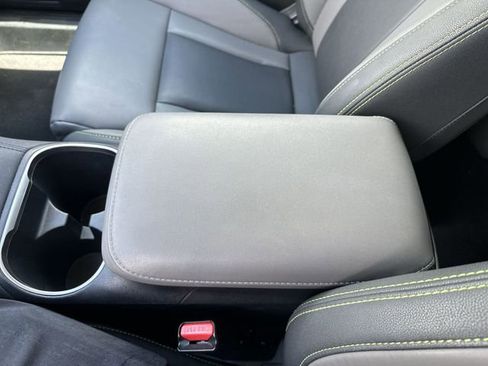 Used 2025 Subaru Outback Onyx Edition AWD/4WD image 26