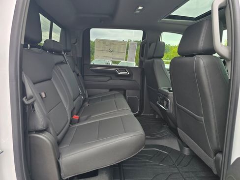 New 2025 Chevrolet Silverado 2500 LTZ w/ Trail Boss Package image 31