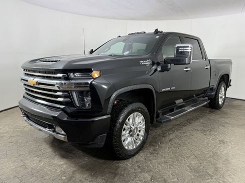 Used 2021 Chevrolet Silverado 2500 High Country w/ Z71 Off-Road Package AWD/4WD image 3