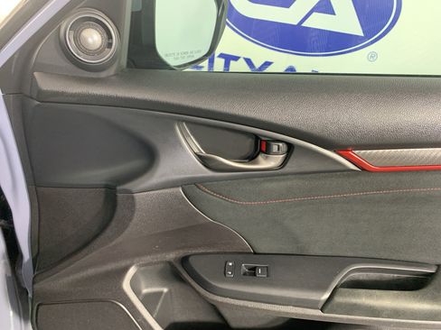 Used 2019 Honda Civic Type R image 39