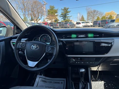 Used 2016 Toyota Corolla LE image 16