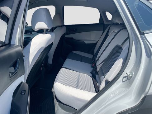 Used 2023 Hyundai Kona SE image 23