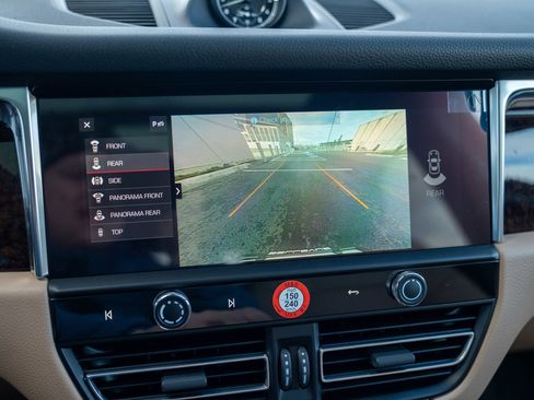 New 2026 Porsche Macan S image 20