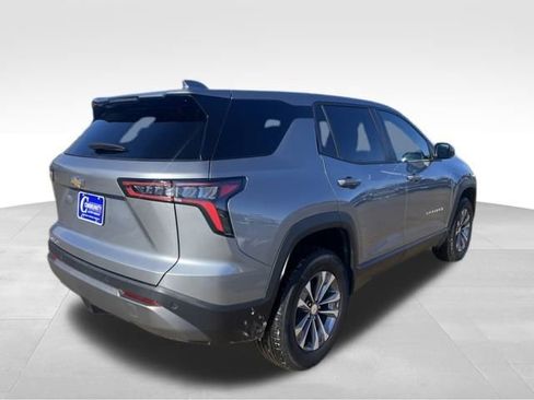 Used 2025 Chevrolet Equinox LT image 9