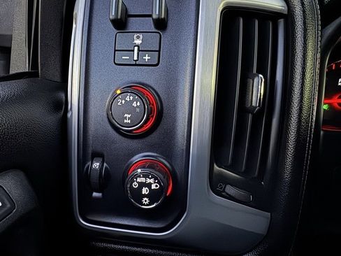 Used 2015 GMC Sierra 2500 SLT w/ Driver Alert Package image 23