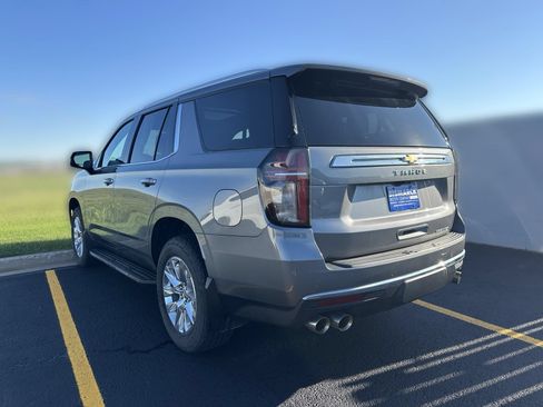 Used 2021 Chevrolet Tahoe Premier w/ Premium Package AWD/4WD image 4