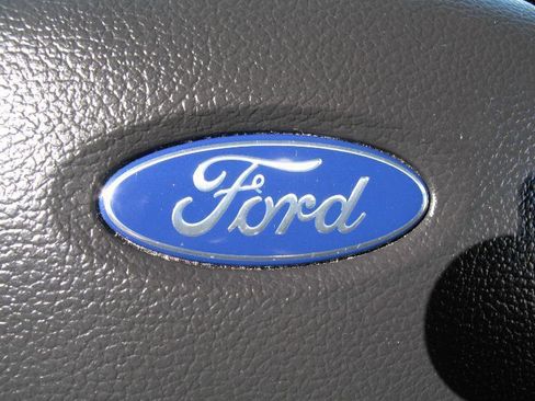 Used 2019 Ford F150 XLT w/ Equipment Group 302A Luxury image 28