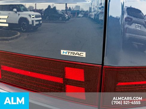 Used 2026 Hyundai Santa Fe SEL AWD/4WD image 18