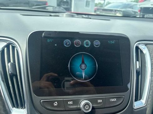 Used 2016 Chevrolet Malibu LT FWD image 20