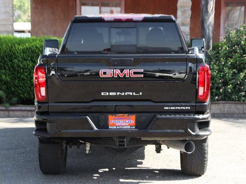 Used 2022 GMC Sierra 3500 Denali AWD/4WD image 8