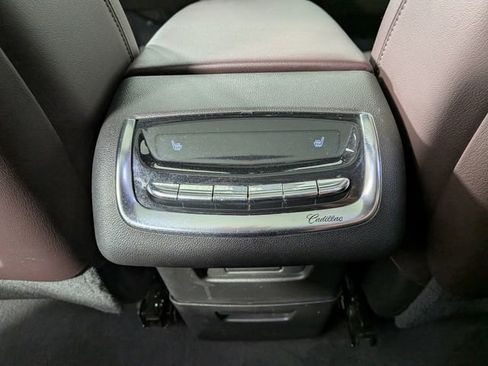 Used 2022 Cadillac XT6 Premium Luxury AWD/4WD image 26