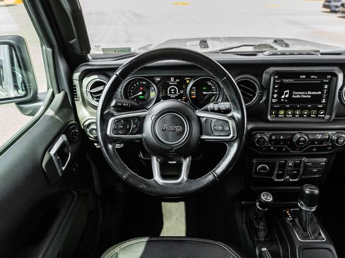 Used 2023 Jeep Wrangler Unlimited Sahara w/ Cold Weather Group AWD/4WD image 22