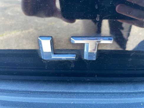 Used 2021 Chevrolet Tahoe LT w/ LT Signature Package AWD/4WD image 7