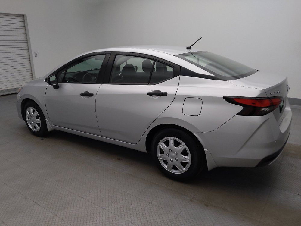 Used 2020 Nissan Versa S FWD image 3