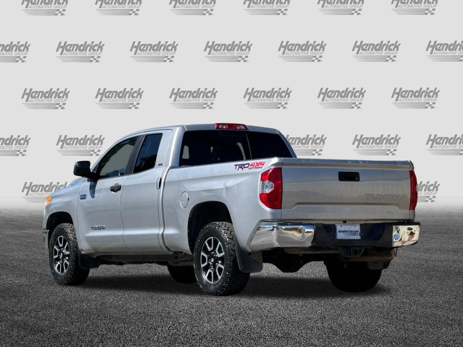 Used 2016 Toyota Tundra SR5 w/ TRD Off Road Package AWD/4WD image 7