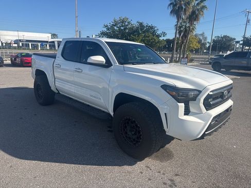 Used 2024 Toyota Tacoma SR5 image 1