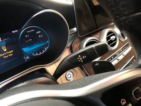 Used 2022 Mercedes-Benz GLC 300 4MATIC image 18