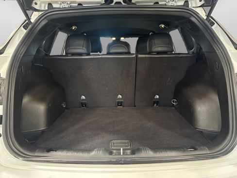 Used 2025 Jeep Compass Limited image 44