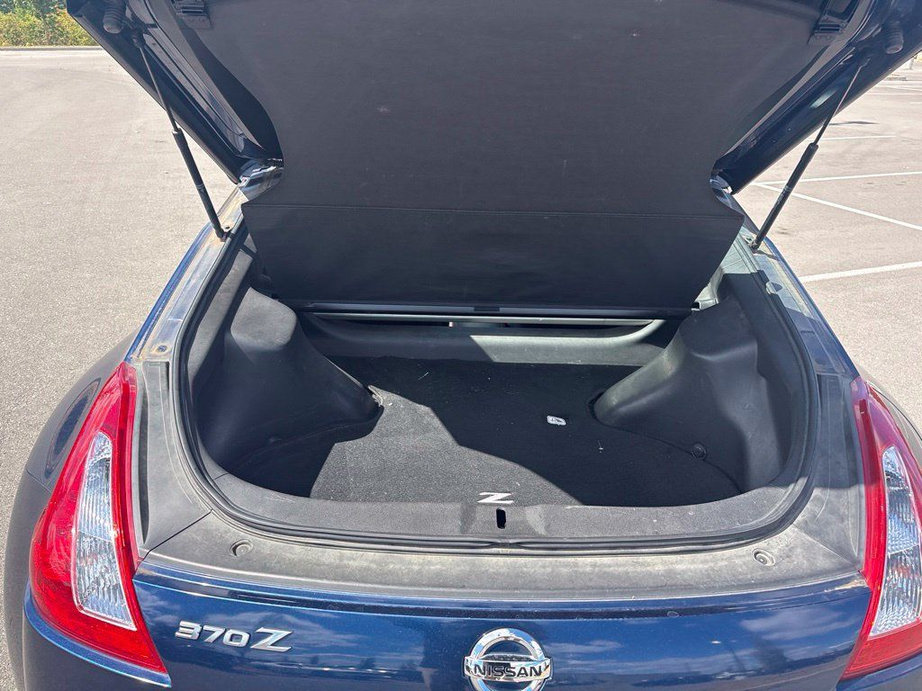 Used 2013 Nissan 370Z Touring w/ Sport Pkg RWD image 15