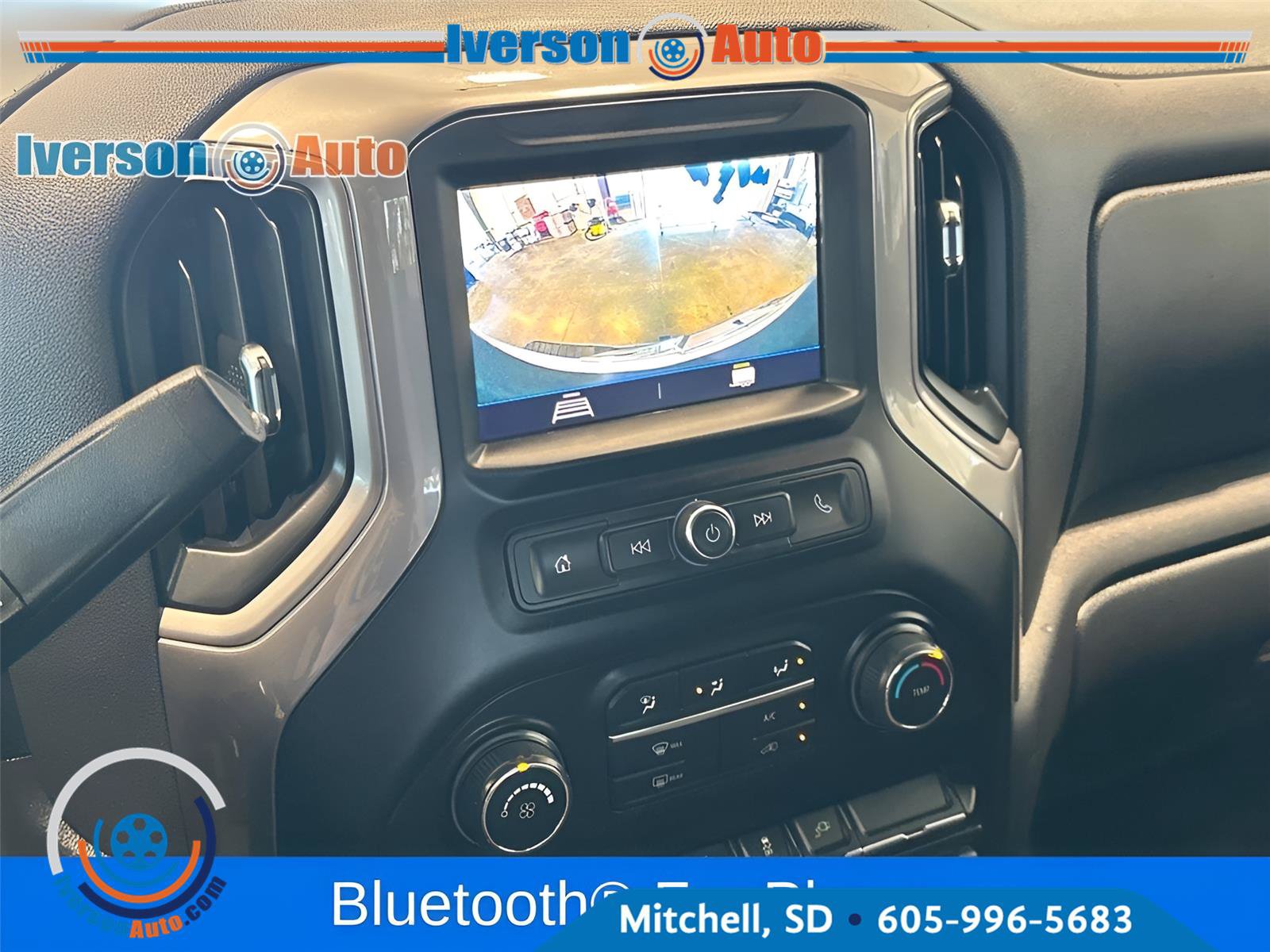 Used 2021 Chevrolet Silverado 1500 Custom AWD/4WD image 22